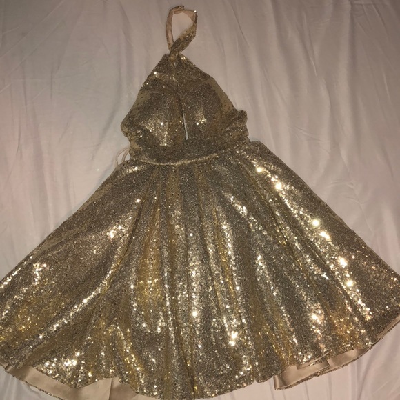 Dress - Picture 1 of 3